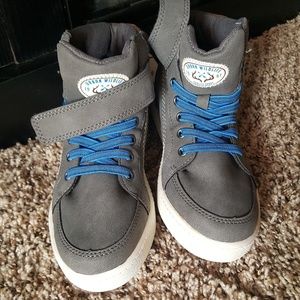 ➡️ Boys H&M High Tops sz 3 🙌🏻 NWT 🙌🏻